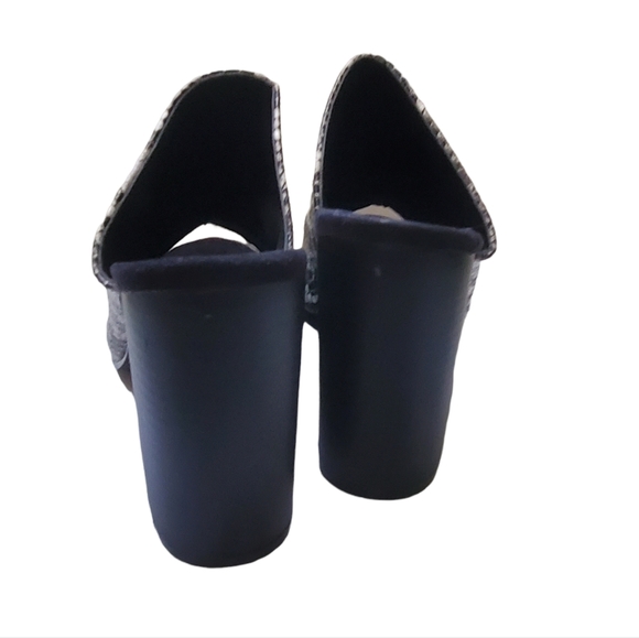 Reneeze Black, Gray and White Snake lookopen toe heels. Black Suede like trim. - Picture 5 of 7